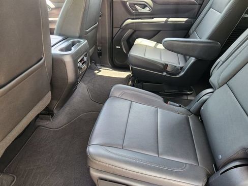 Used 2023 Chevrolet Tahoe Z71 AWD/4WD image 30
