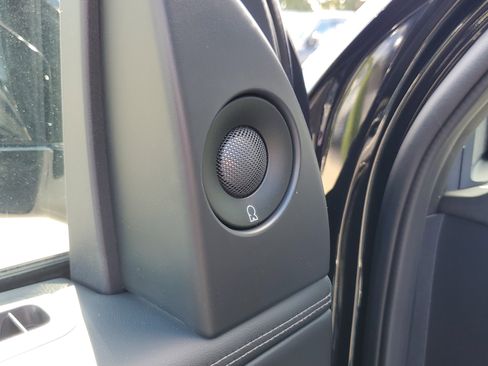 New 2026 Lincoln Navigator Reserve w/ Jet Appearance Package AWD/4WD image 9