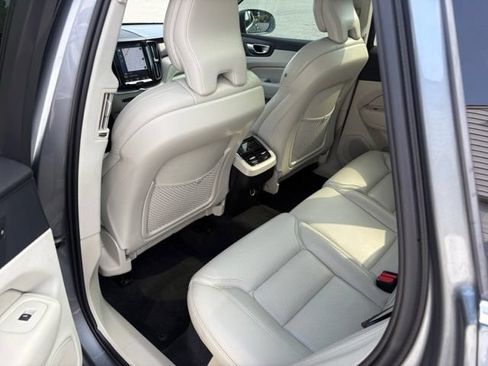 Used 2019 Volvo XC60 T5 Inscription w/ Protection Package AWD/4WD image 35