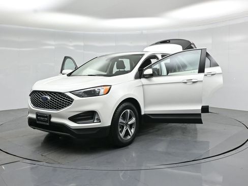 Certified 2023 Ford Edge SEL w/ Convenience Package AWD/4WD image 30