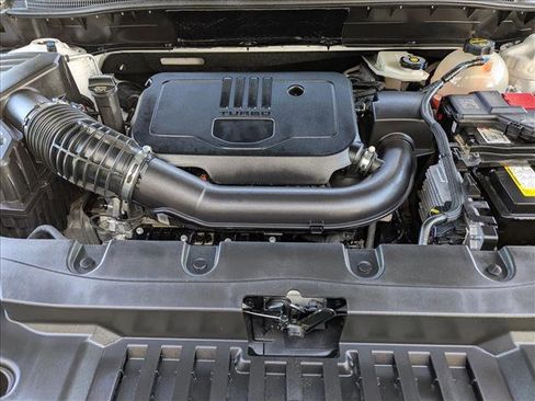 Used 2025 Chevrolet Blazer LT FWD image 22