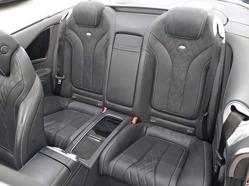 Used 2020 Mercedes-Benz S 560 Cabriolet image 32