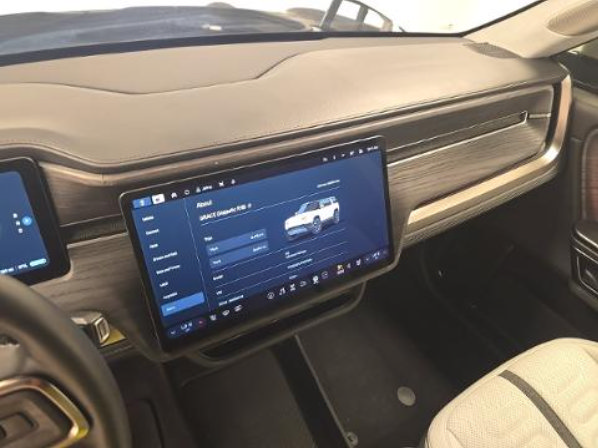 Used 2023 Rivian R1S Adventure Quad AWD/4WD image 5