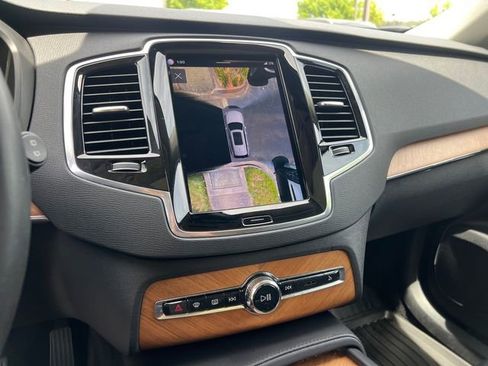 Used 2023 Volvo XC90 B6 Plus w/ Protection Package Premier AWD/4WD image 34