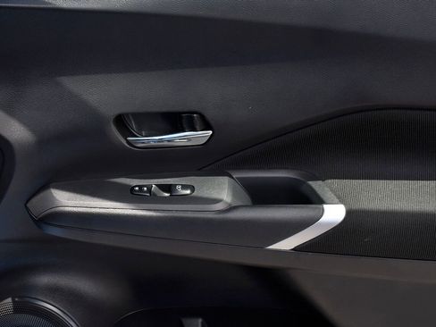 Used 2024 Nissan Kicks SV image 18