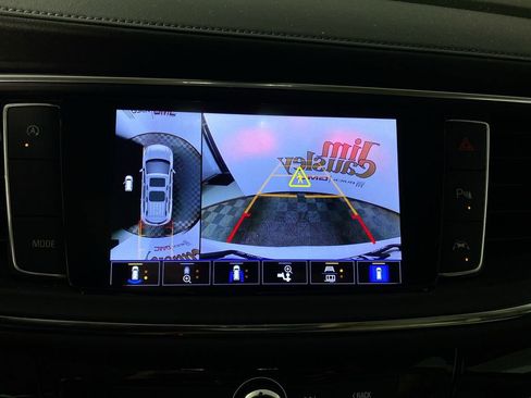 Certified 2024 Buick Enclave Avenir w/ Avenir Technology Package image 17