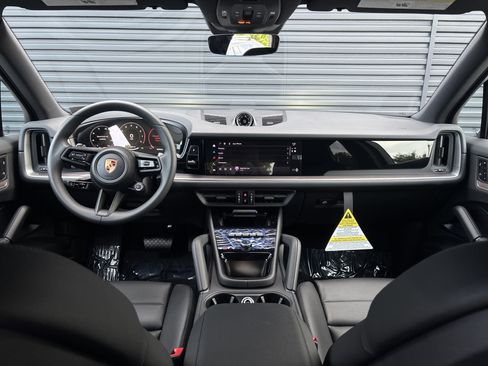New 2026 Porsche Cayenne AWD/4WD image 20