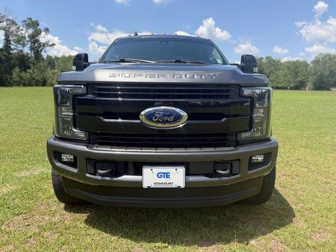 Used 2019 Ford F350 Lariat w/ Lariat Ultimate Package AWD/4WD image 2