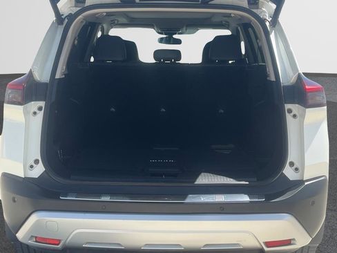 Used 2023 Nissan Rogue Platinum image 15