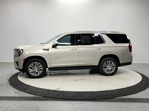 Used 2023 GMC Yukon Denali RWD image 5