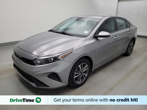 Used 2024 Kia Forte LXS FWD image 1