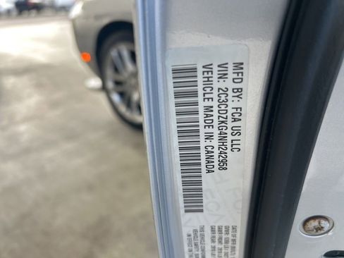 Used 2022 Dodge Challenger GT image 39