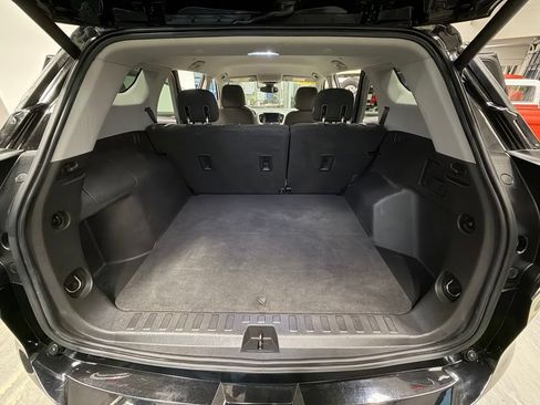 Used 2020 GMC Terrain SLE w/ Driver Convenience Package FWD image 45