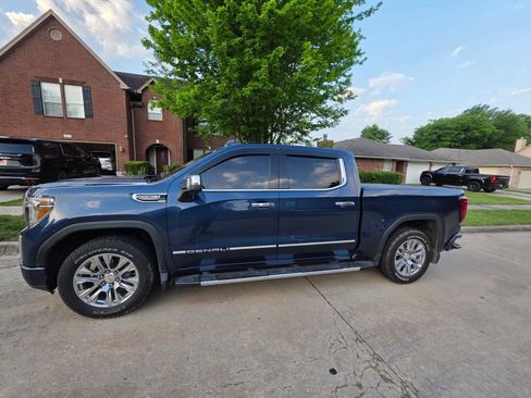 Used 2019 GMC Sierra 1500 Denali w/ Trailer Camera Package AWD/4WD image 1