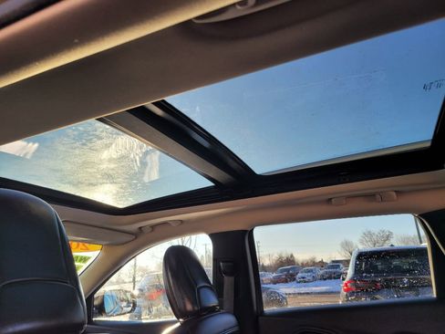 Used 2016 Jeep Cherokee Overland w/ Technology Group image 47