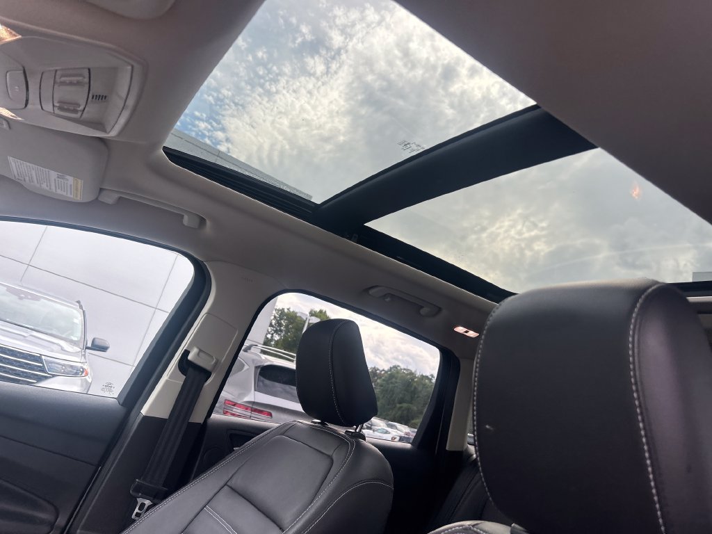 Used 2019 Ford Escape Titanium FWD image 26