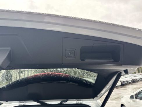 Used 2024 Cadillac XT5 Premium Luxury FWD image 13