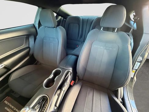 Used 2020 Ford Mustang Coupe RWD image 13