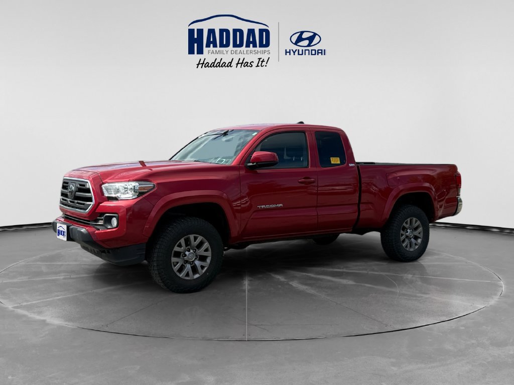 Used 2019 Toyota Tacoma SR5 w/ SR5 Appearance Package (SM) AWD/4WD image 1