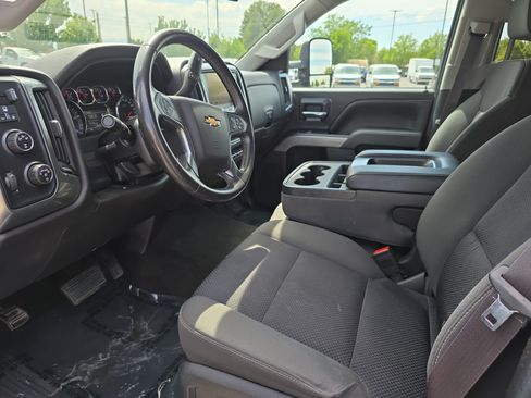 Used 2015 Chevrolet Silverado 3500 LT w/ LT Convenience Package AWD/4WD image 10