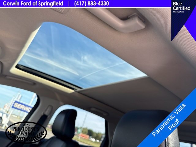Used 2020 Ford Edge Titanium FWD image 14