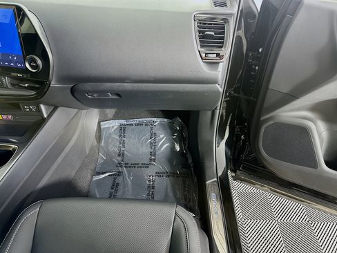 Used 2024 Lexus NX 350h AWD image 33