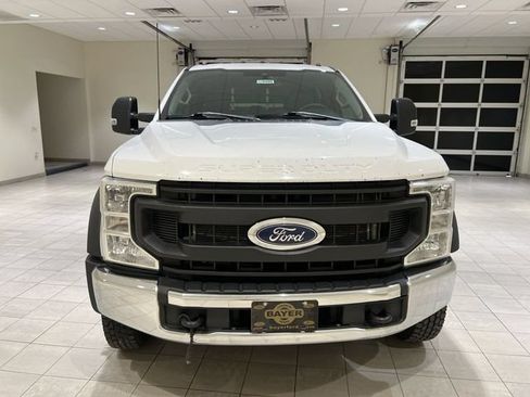 Used 2022 Ford F550 4x4 Crew Cab Super Duty w/ Power Equipment Group image 8