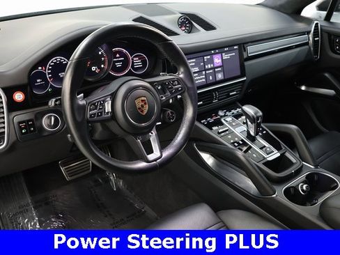 Used 2020 Porsche Cayenne Turbo image 15