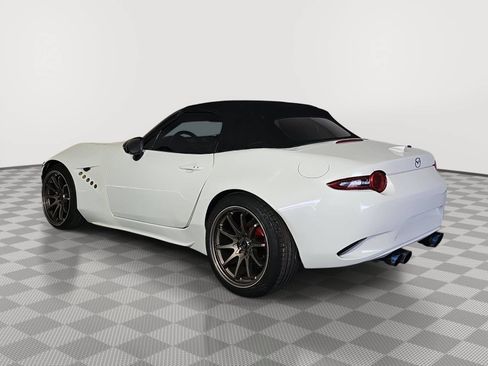 Used 2018 MAZDA MX-5 Miata Grand Touring RWD image 6