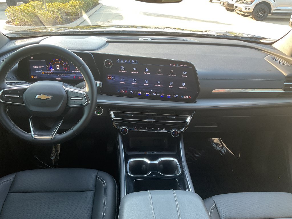 Used 2026 Chevrolet Traverse LT FWD image 22