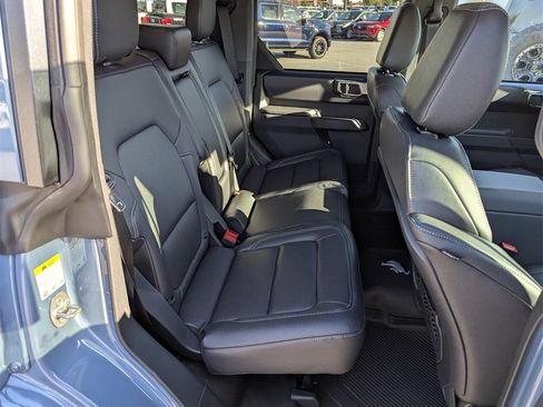 New 2025 Ford Bronco Badlands image 30