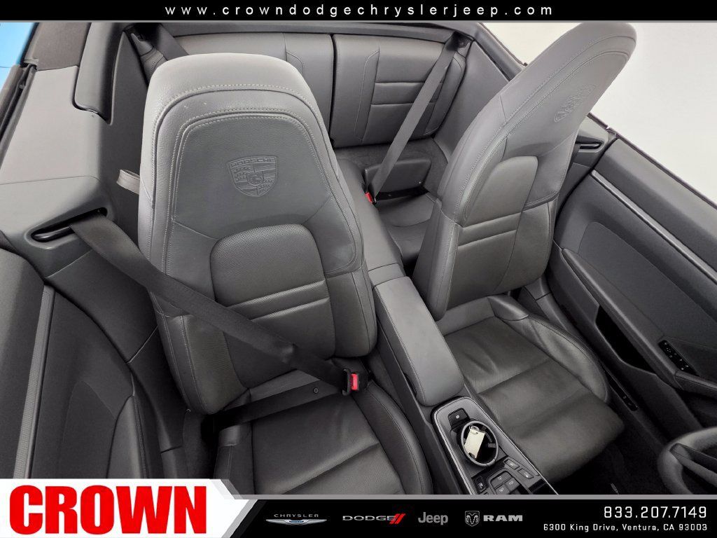 Used 2021 Porsche 911 Carrera RWD image 9