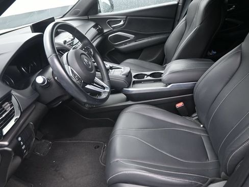 Used 2025 Acura RDX SH-AWD image 11