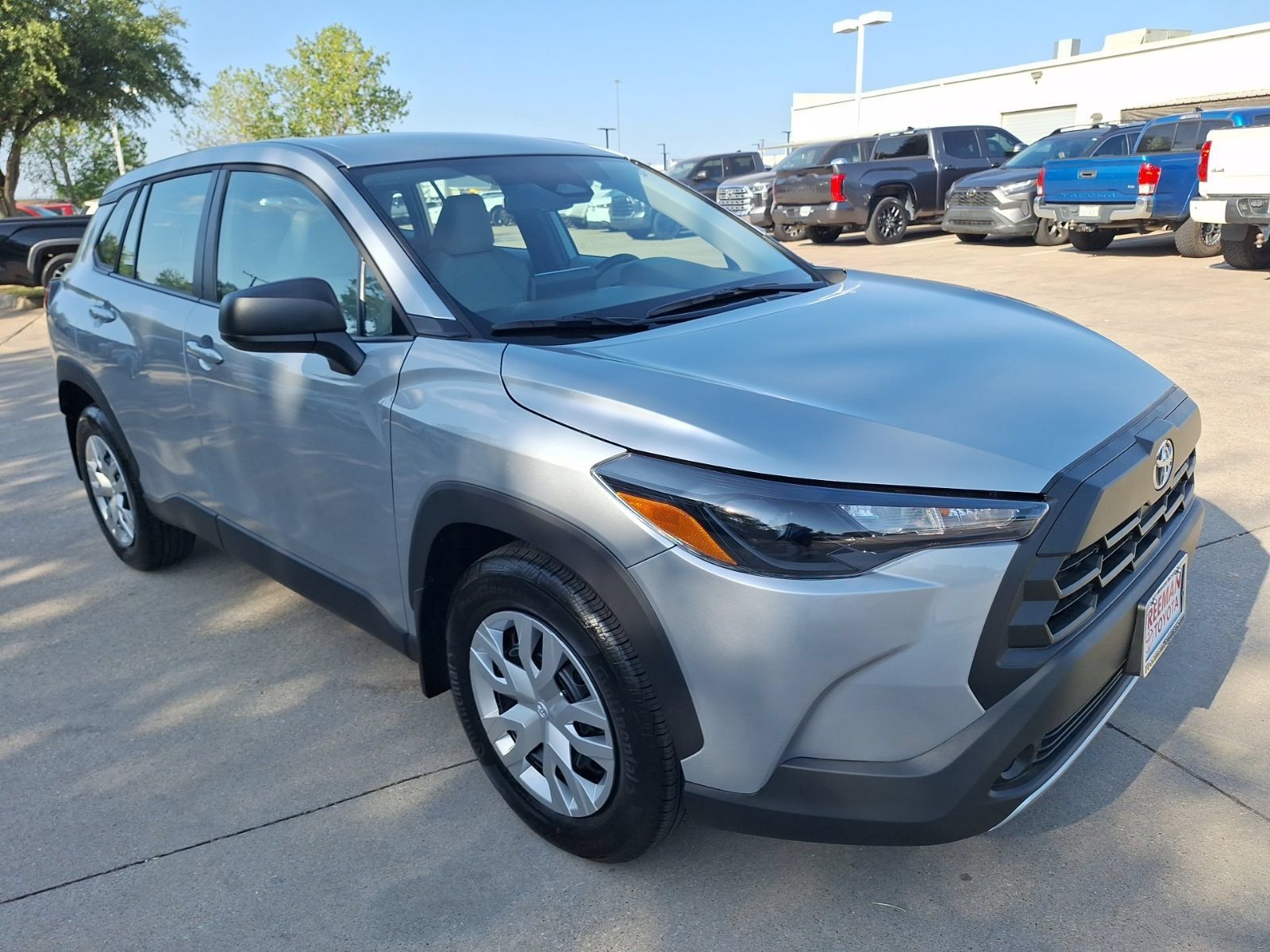 Used 2026 Toyota Corolla Cross L FWD image 8