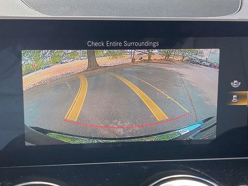 Used 2020 Mercedes-Benz GLB 250 image 13