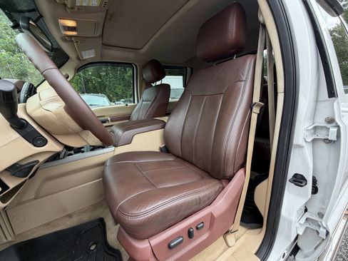 Used 2013 Ford F250 King Ranch w/ FX4 Off Road Pkg AWD/4WD image 6