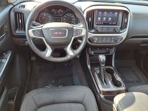 Used 2022 GMC Canyon Elevation image 3