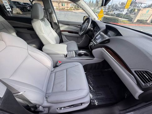Used 2019 Acura MDX SH-AWD image 13