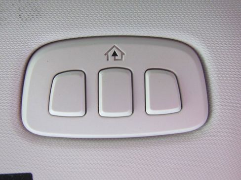 Used 2023 Ford Escape Platinum image 35