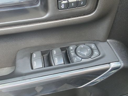 Used 2022 GMC Sierra 2500 AT4 w/ AT4 Preferred Package AWD/4WD image 26