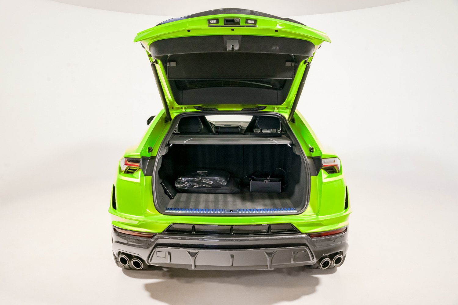 Used 2024 Lamborghini Urus Performante AWD/4WD image 50