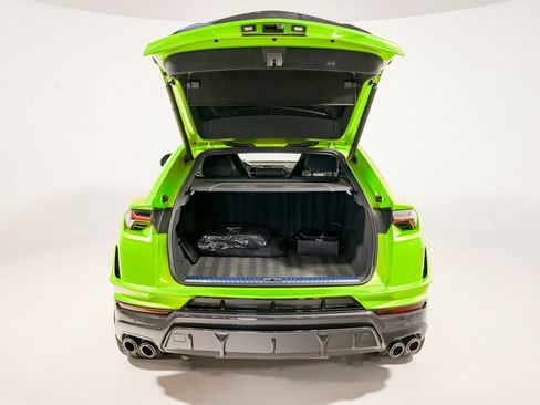 Used 2024 Lamborghini Urus Performante image 50