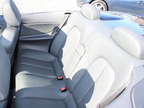 Used 2003 Mercedes-Benz CLK 320 Cabriolet image 28