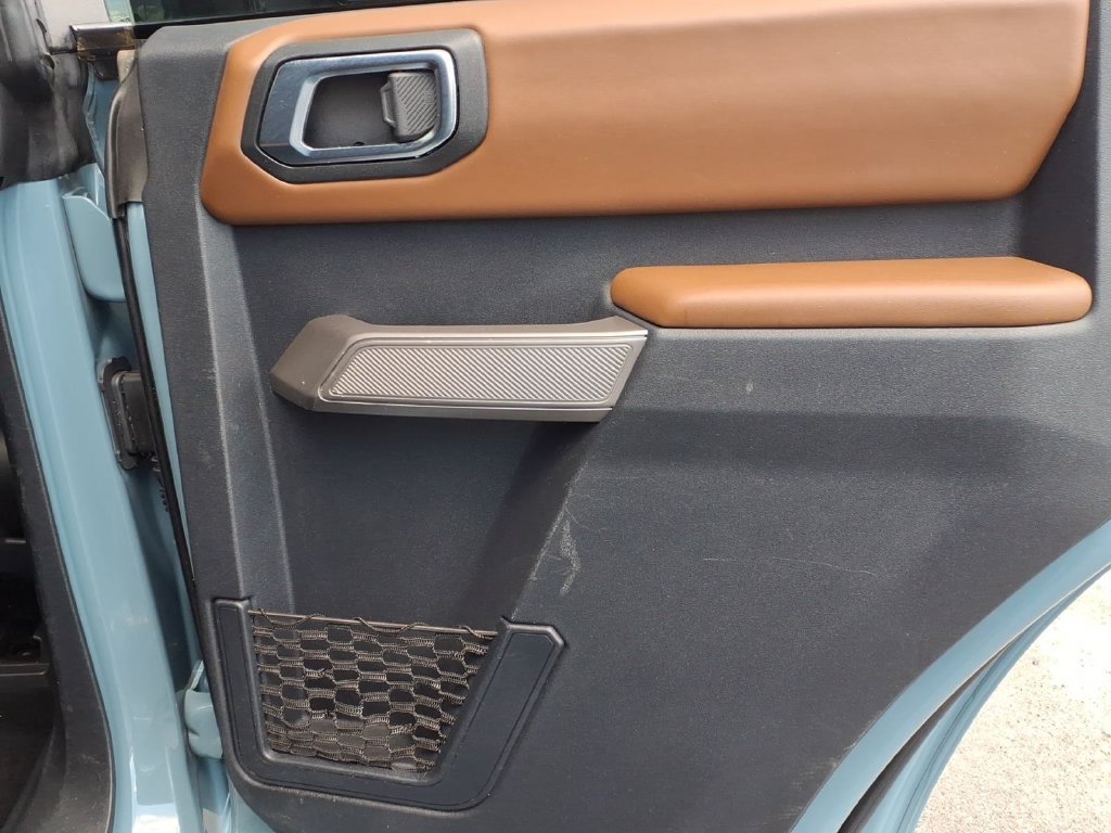 Used 2022 Ford Bronco Outer Banks AWD/4WD image 15