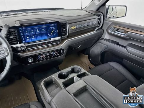 Used 2023 Chevrolet Silverado 1500 LT AWD/4WD image 23