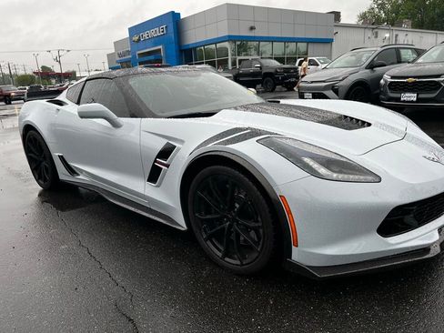 Used 2019 Chevrolet Corvette Grand Sport RWD image 24