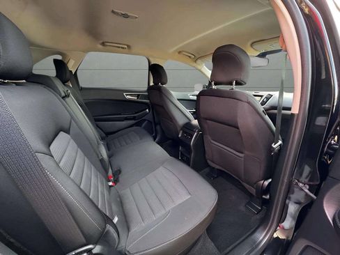 Used 2019 Ford Edge SEL image 11
