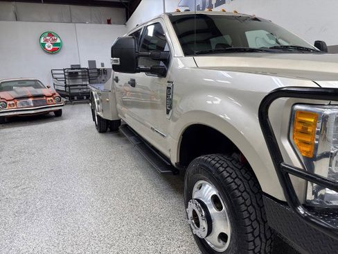 Used 2017 Ford F350 XLT w/ XLT Value Package image 49