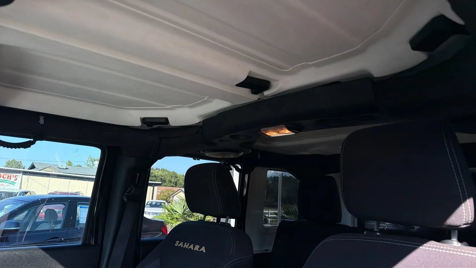 Used 2013 Jeep Wrangler Unlimited Sahara w/ Dual Top Group AWD/4WD image 15