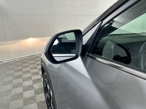 Used 2025 Kia Seltos EX FWD image 10
